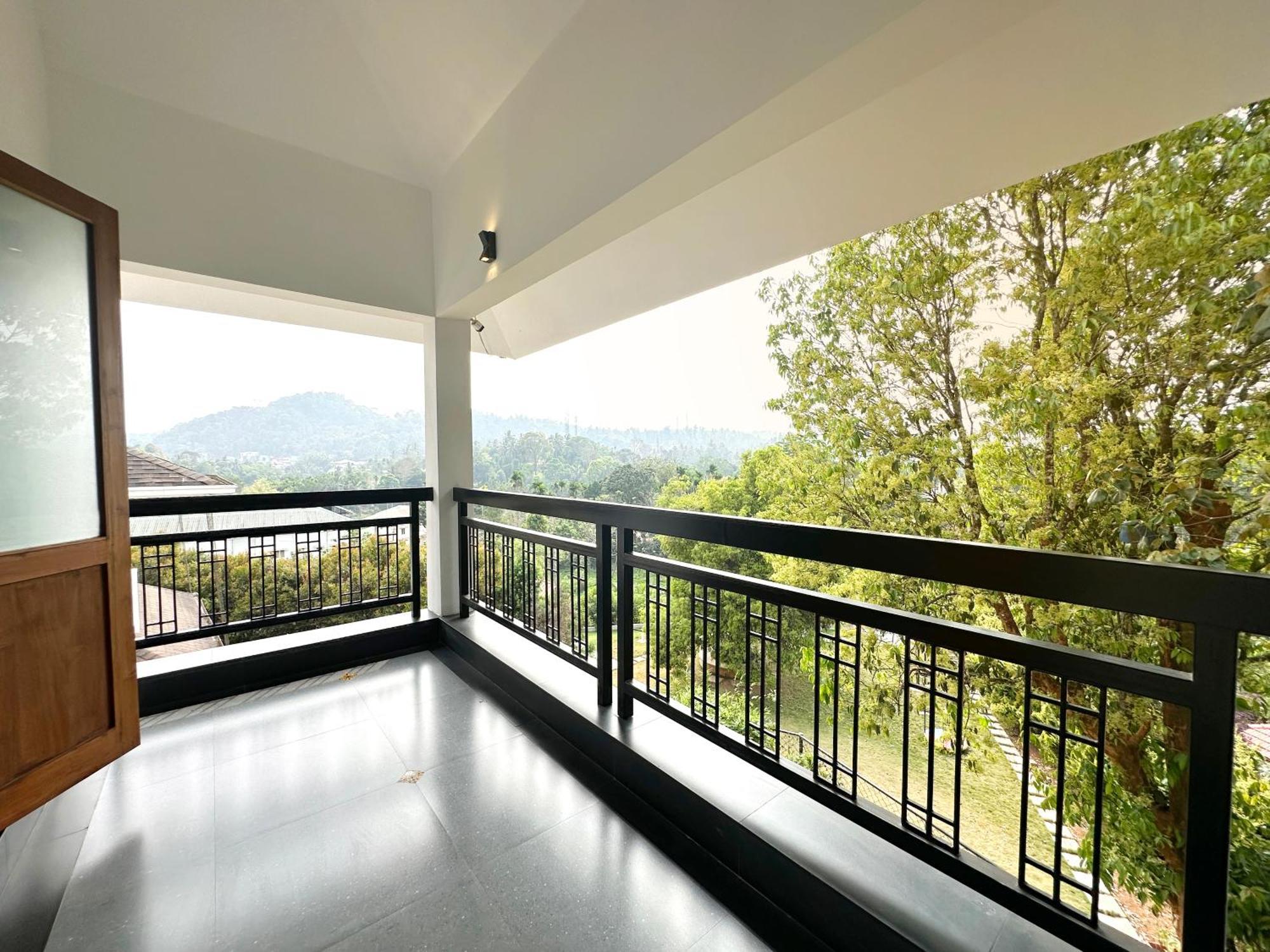 Tarang Holiday Homes Витірі Екстер'єр фото
