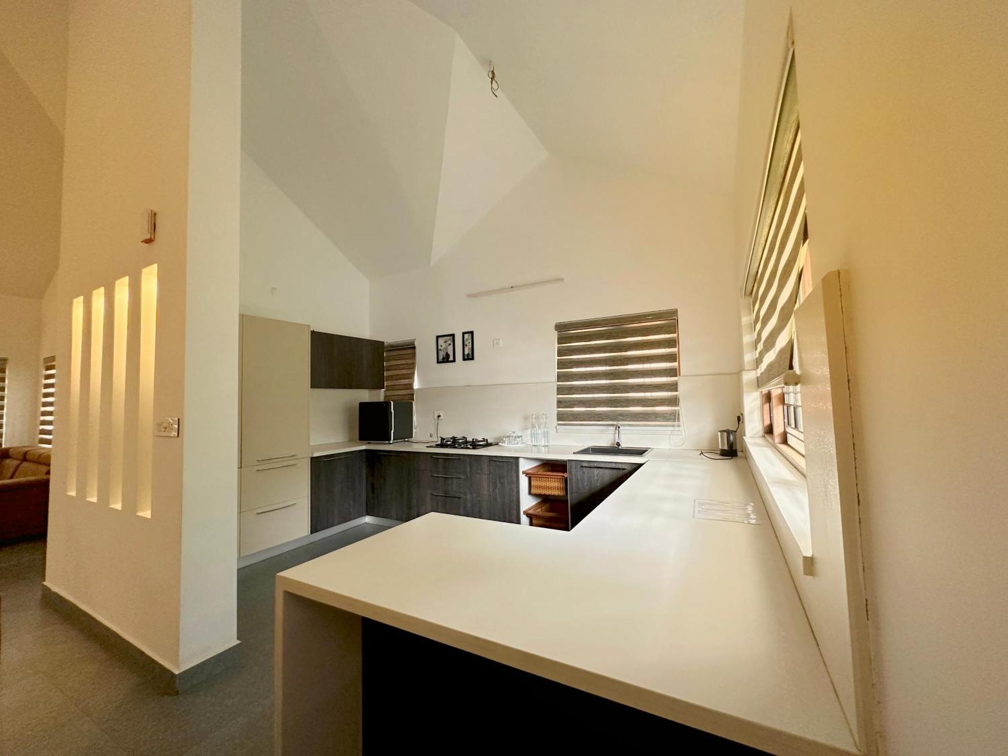 Tarang Holiday Homes Витірі Екстер'єр фото